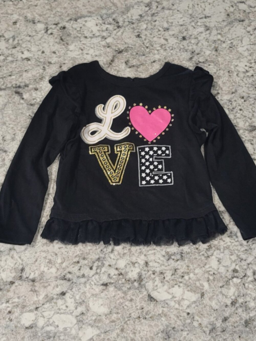 Garanimals Girls 2T Black LOVE Graphic Ruffle Long Sleeve Top